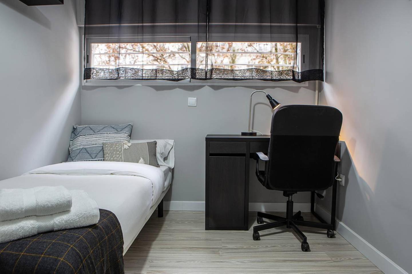 Lovely 3 Bedroom Apartment Next To Fuencarral Madrid Dış mekan fotoğraf